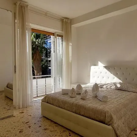 Luxury Vittoria Salerno