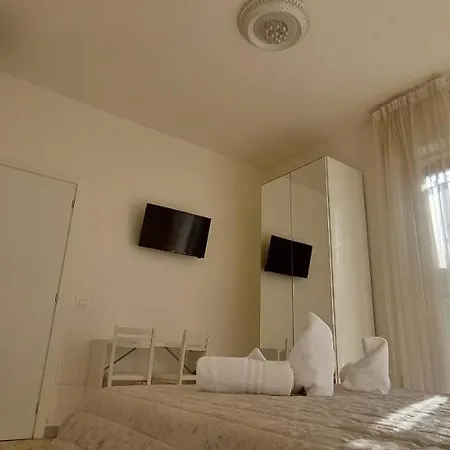Luxury Vittoria Bed & Breakfast